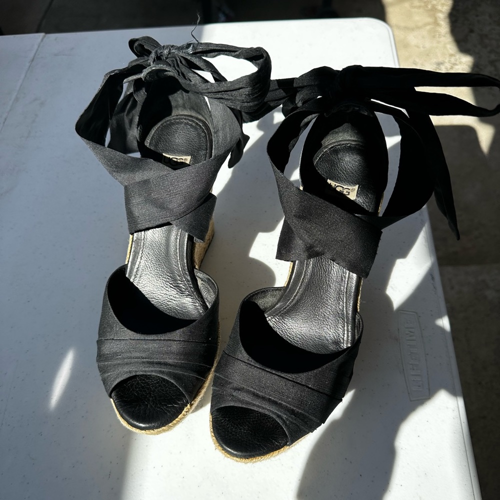 Ugg Lucianna silk tie & leather wedges